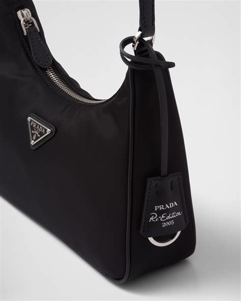 prada tas nylon re edition 2005